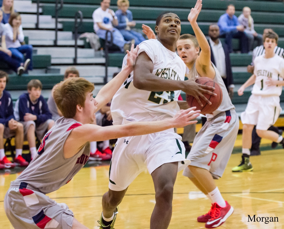 Boys’ Basketball Team Ready for a Successful Season – Green and Gold